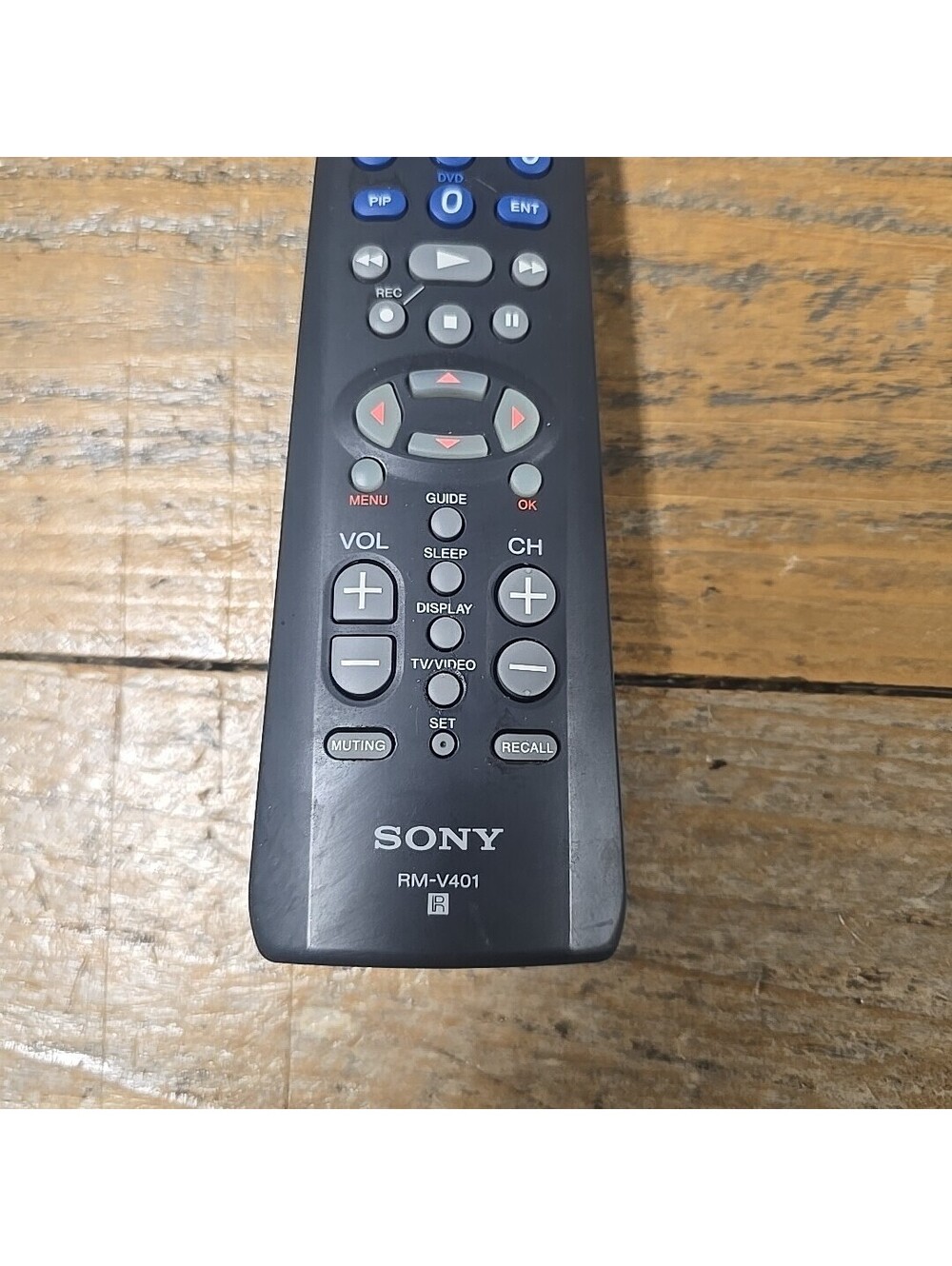 Sony RM-V401 Remote Control - Picture 3 of 5
